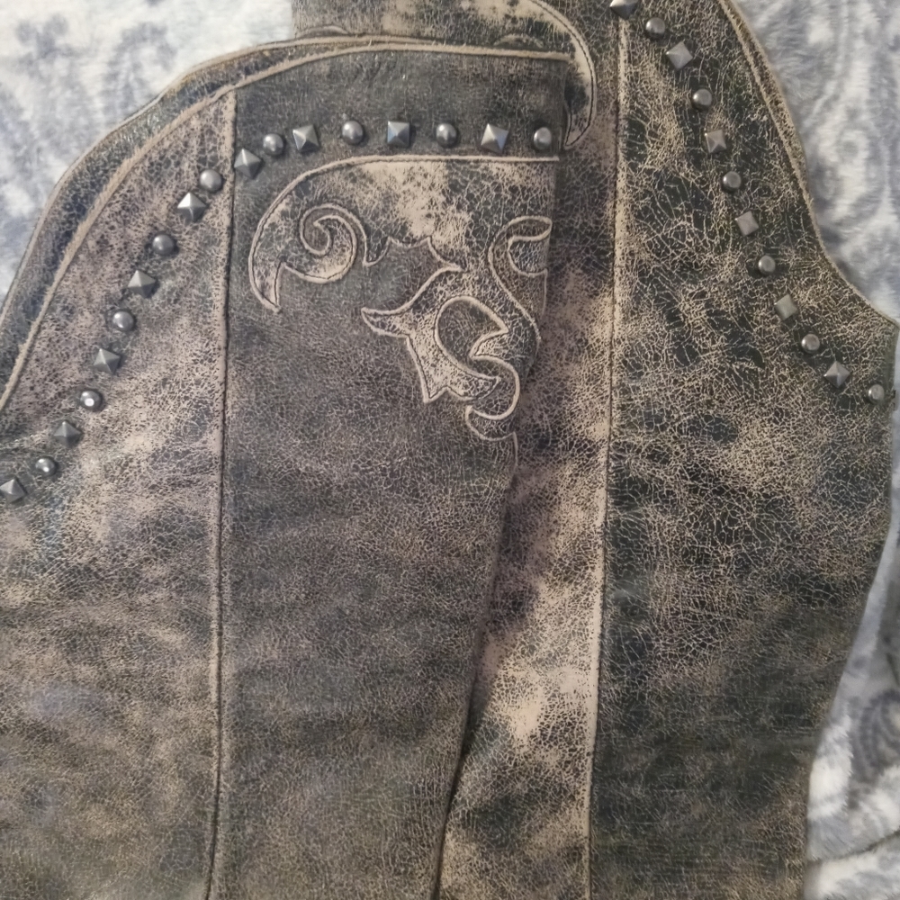 LUCHESSE boots - Picture 3 of 12
